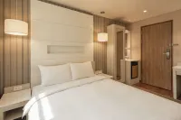 Kindness Hotel Zhong Shan Bade Hotels in der Nähe von Kaohsiung Old Station Building