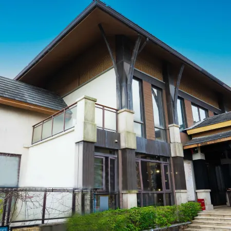 Mountaintop Club Hotel