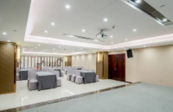 Harmonious Qianjin Hotel