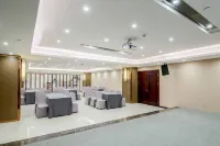 Harmonious Qianjin Hotel Hotels in Kaili