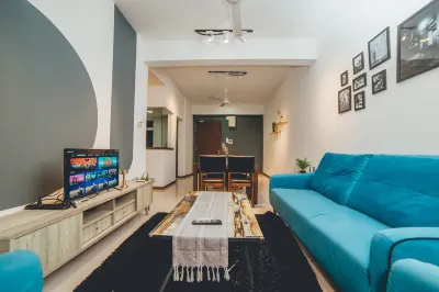 Grandview Scenic Charm 3BR8pax Midvalley Pooltable Hotels near Masjid Politeknik Ibrahim Sultan