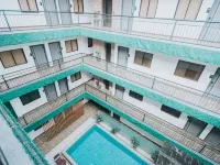 SureStay Plus Hotel by Best Western AC Luxe Angeles City Hotel berhampiran Jalan Fields