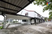 6pax, Muji Townhouse w Karaoke/Netflix/Balcony Hotel a Sri Hartamas