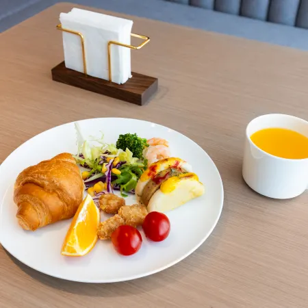 Lavande Hotel (Xinzhou West Station Kailai Xinyue Shopping Plaza)