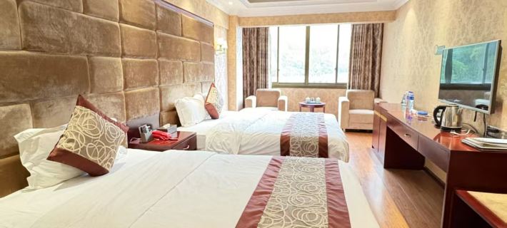 Hongyan Business Hotel Baoxing İlçesi otelleri