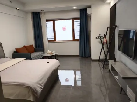 Romantic Harbor Homestay (Zhuanghe Changhe Yuelake)