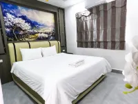 Vang Vieng Rivercubes Hotel - Bãi đậu xe