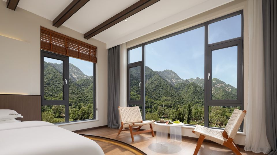 Jian Shan Xi Mei Su (Huashan Tourist Center Store)