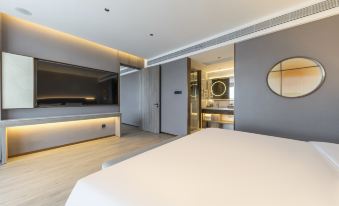 Palace Hotel (Huzhou High speed Railway Station Branch)