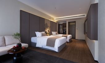 Molan Guanting Hotel (Shaoxing Luxun's Hometown City Square Branch)