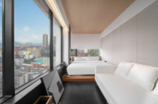 HILL山丘設計師飯店（成都春熙路太古裡店）