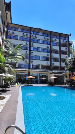 Pingbian Dishui Miaocheng Resort Hotel Отели рядом с достопримечательностью «Pingbian Gymnasium»