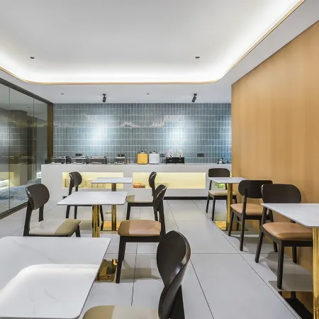Jinduo Hotel (Ma'anshan and County Sports Center)