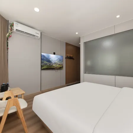 Sanming Wanda Plaza Liedong Street FunMaxTrip Yixuan Audio-Visual Hotel