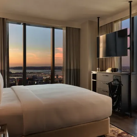 Hotel Indigo AUCKLAND by IHG Отели рядом с достопримечательностью «Квин стрит»