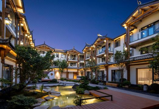 3. 햄튼 바이 힐튼..