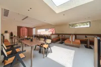 Floral Hotel· Xingjing · Trekking · Infinity Pool ·  Starry  Hotel(Yueliangwan Branch) - sarapan