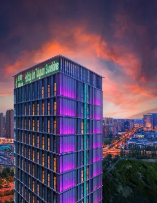 Holiday Inn TAIYUAN SUNSHINE by IHG - Infinity Pools