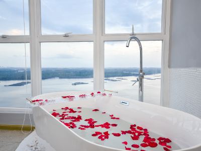 Country Garden Seaview Suite by Nest Home at Danga Bay