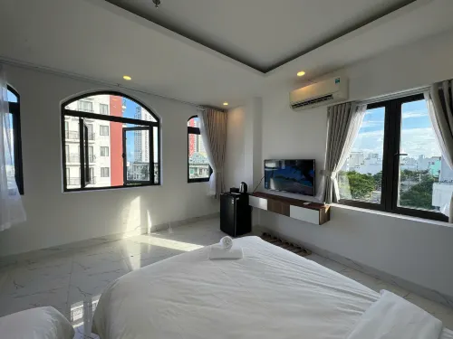 Ania Beachside Hotel Da Nang