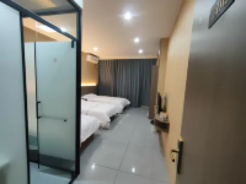 Mingguang Shunda Hotel