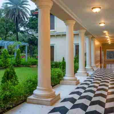 Radisson Resort Mount Abu Hotel Exterior