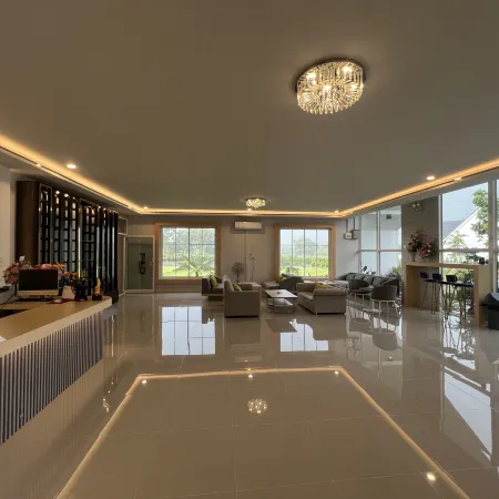 Phosuk good dream hotel