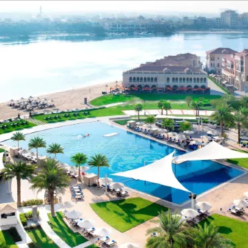 The Ritz-Carlton Abu Dhabi, Grand Canal