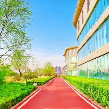 Yishui Longgang Hotel (Yishui River Bridge Scenic Spot)