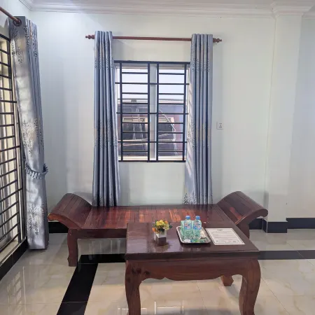 AHHA Bungalow Kampot