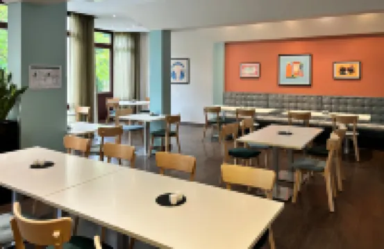 奧斯納布呂克加納酒店