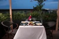 Hanoi Riverview Boutique Hotel & Apartment Hotel in zona Hanoi Flag Tower