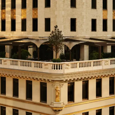 Aman New York Hoteles cerca de Torre Trump