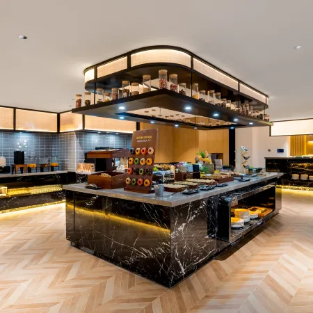 Park Inn by Radisson（Weifang Anqiu Taihuacheng New Bus Station Store）