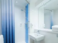 Travelodge London Dagenham East - 3-Star