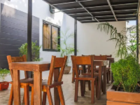 Alchan Suites ジェネラル・サントスのホテル