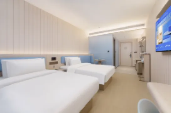 Home Inn (Shenyang Xinmin Municipal Government Branch)