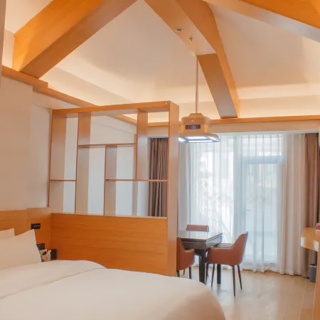 Echarm Hotel (Shiyan Zhuxi Wuling Nightless City) Hotel a Zhuxi