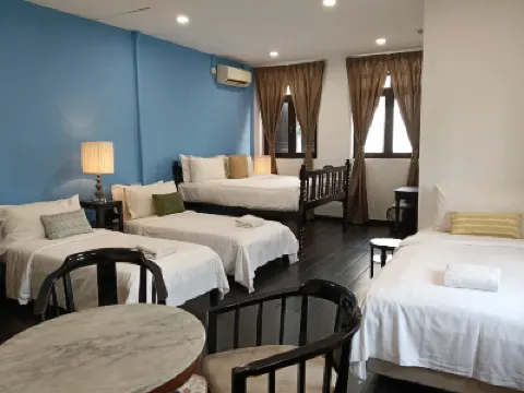 Heeren House by Amerald Group Hotels in 