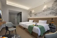 Moshang Light Luxury Hotel (Yongzhou Dongshan Scenic Area Lingling Ancient City) - 2-Star