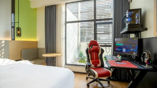 Beast Alliance E-sports Hotel (Binyang Paolong Old Temple Branch)