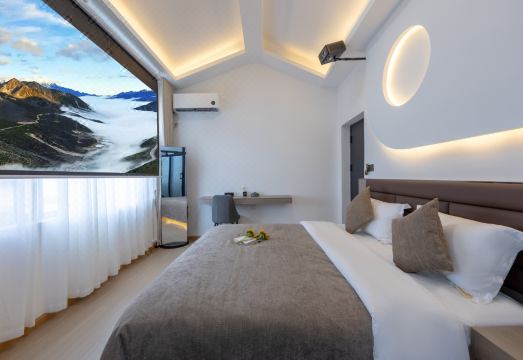 일라이스 객실 내부