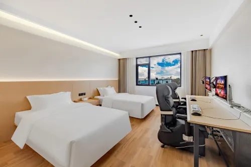 Senyu Yue • E-sports Boutique Stay (Wuyuan High-Speed Railway Station) -  Gaming & Esports