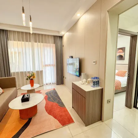 Xihai Garden Hotel (Sailimu Lake East Gate Visitor Center Branch)