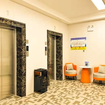 Xihai Garden Hotel (Sailimu Lake East Gate Visitor Center Branch)