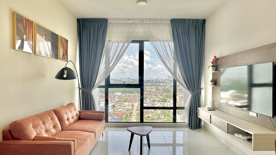 Midvalley Southkey Mosaic 2BR Suite Homestay by Jfive