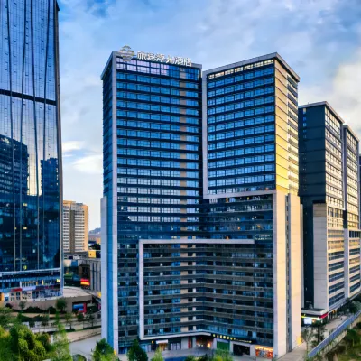 Journey Light Hotel (Guiyang Guanshanhu Exhibition Area) Hotels near Jinyangqiantu Center Square