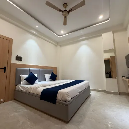 Kailas Residency