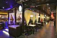 Urumqi Mingyuan New Era Hotel (Meimei MM2 Shopping Center Autonomous Region Museum) - 5-Star