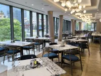 East Plaza Hotel Hotels near مطار سوفيا - SOF
